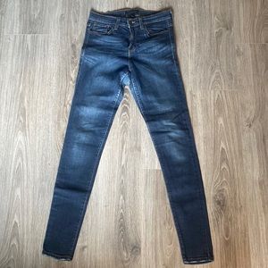 Size 27 high rise Flying Monkey jeans!